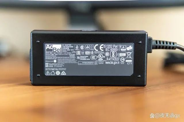 3千元华硕灵耀Pro AX11000路由器怎么样? 华硕灵耀Pro全面测评(华硕灵耀pro价格)  第3张