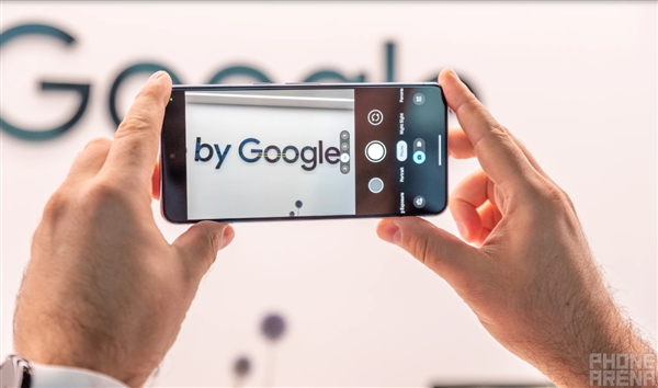 首发Android 14！新一代安卓“皇太子”谷歌Pixel 8/Pixel 8 Pro高清上手图赏  第17张