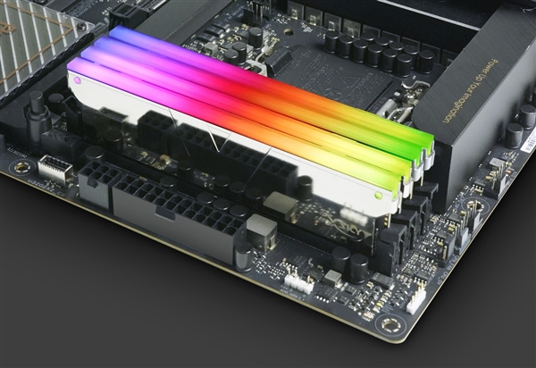 全何发布超低时序DDR5内存：频率5800MHz 时序CL26  第2张