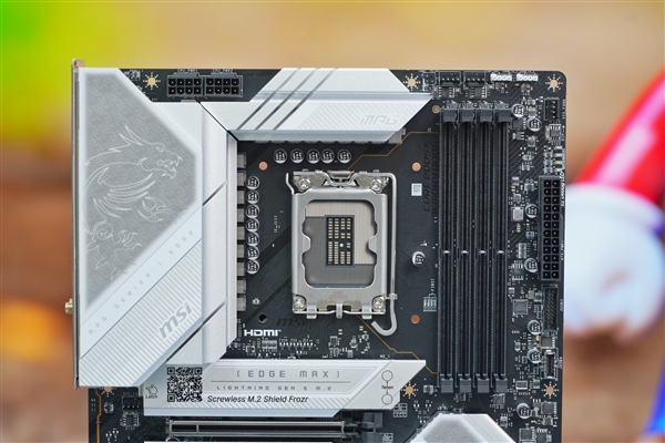 支持Wi-Fi 7！微星Z790 EDGE Ti MAX WIFI主板图赏  第3张