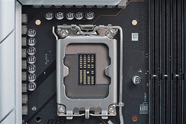 支持Wi-Fi 7！微星Z790 EDGE Ti MAX WIFI主板图赏  第8张