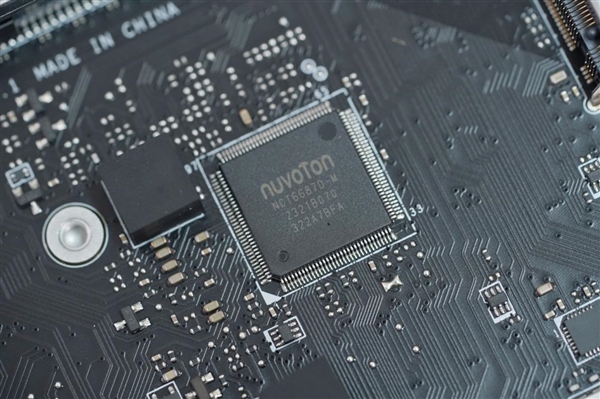 支持Wi-Fi 7！微星Z790 EDGE Ti MAX WIFI主板图赏  第19张