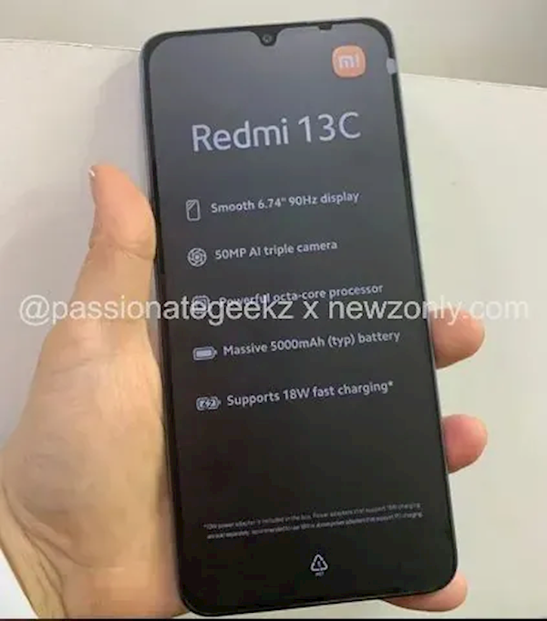 百元新机Redmi 13C真机照曝光：6.74英寸水滴屏、5000万像素AI三摄
