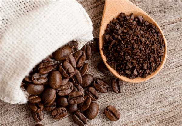 一杯咖啡卖1.3万元 店家：豆子是一公斤8万多元竞拍来的