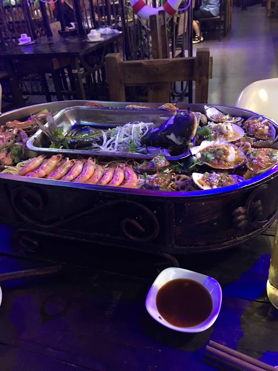 广州最神秘的餐厅，藏在海盗船里，每一道菜都是惊喜  第2张