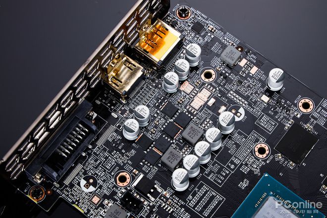 内存震撼！GTX960显卡让我身临其境的游戏体验
