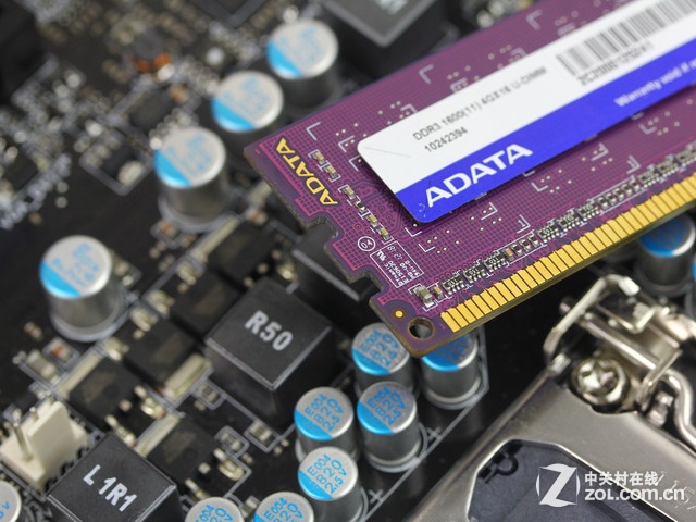 揭秘DDR5内存插槽：ABC科技创新设计VSXYZ电子精确制造