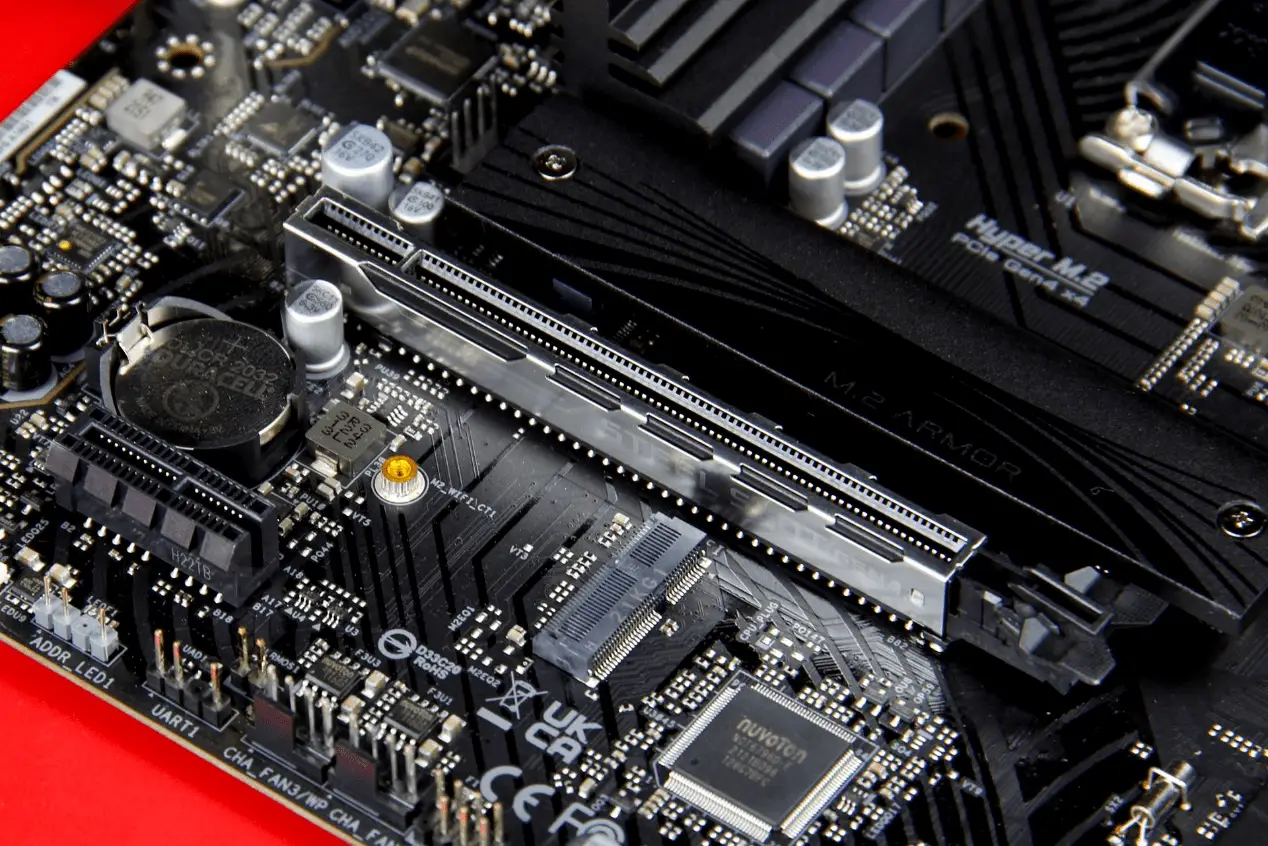 内存升级大揭秘！DDR3 vs DDR4，主板插槽全解析