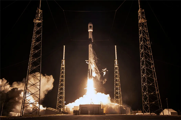第一枚20手猎鹰火箭诞生！送了23颗星链卫星上太空  第1张