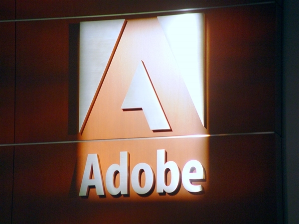 Adobe推出全新AI技术VideoGigaGAN：视频清晰度提升8倍  第1张