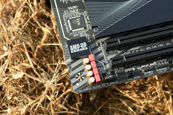 3930k处理器：游戏性能翻倍秘籍  第1张