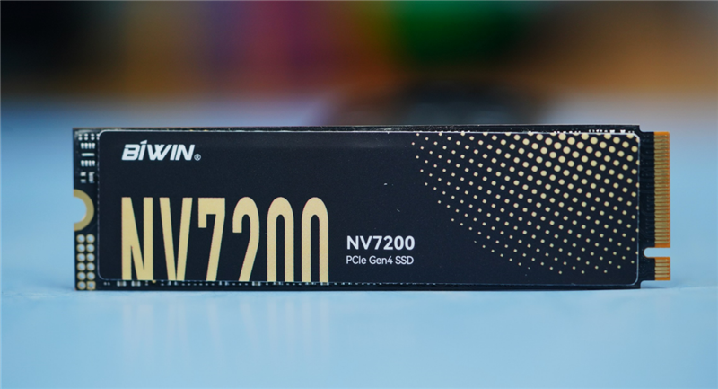 读取速度超7300MB/s！佰维 NV7200 2TB SSD评测：不可思议的低温  第1张