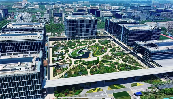 阿里巴巴杭州全球总部正式启用：空中俯瞰是一个笑脸花园