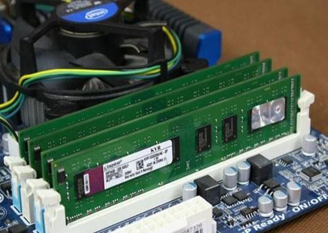 DDR3内存槽坏了？电脑维修师教你三招解决  第1张