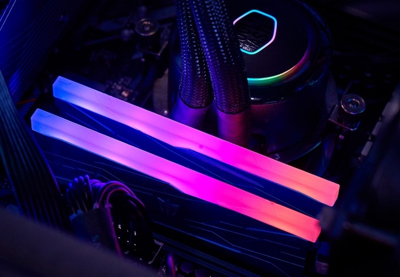 DDR3 vs DDR4：内存对决，谁更胜一筹？