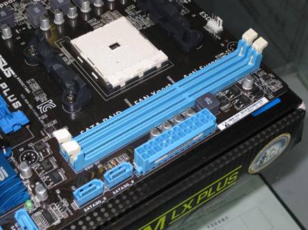 内存升级攻略：2133 vs 1600，选对型号提升电脑性能  第1张