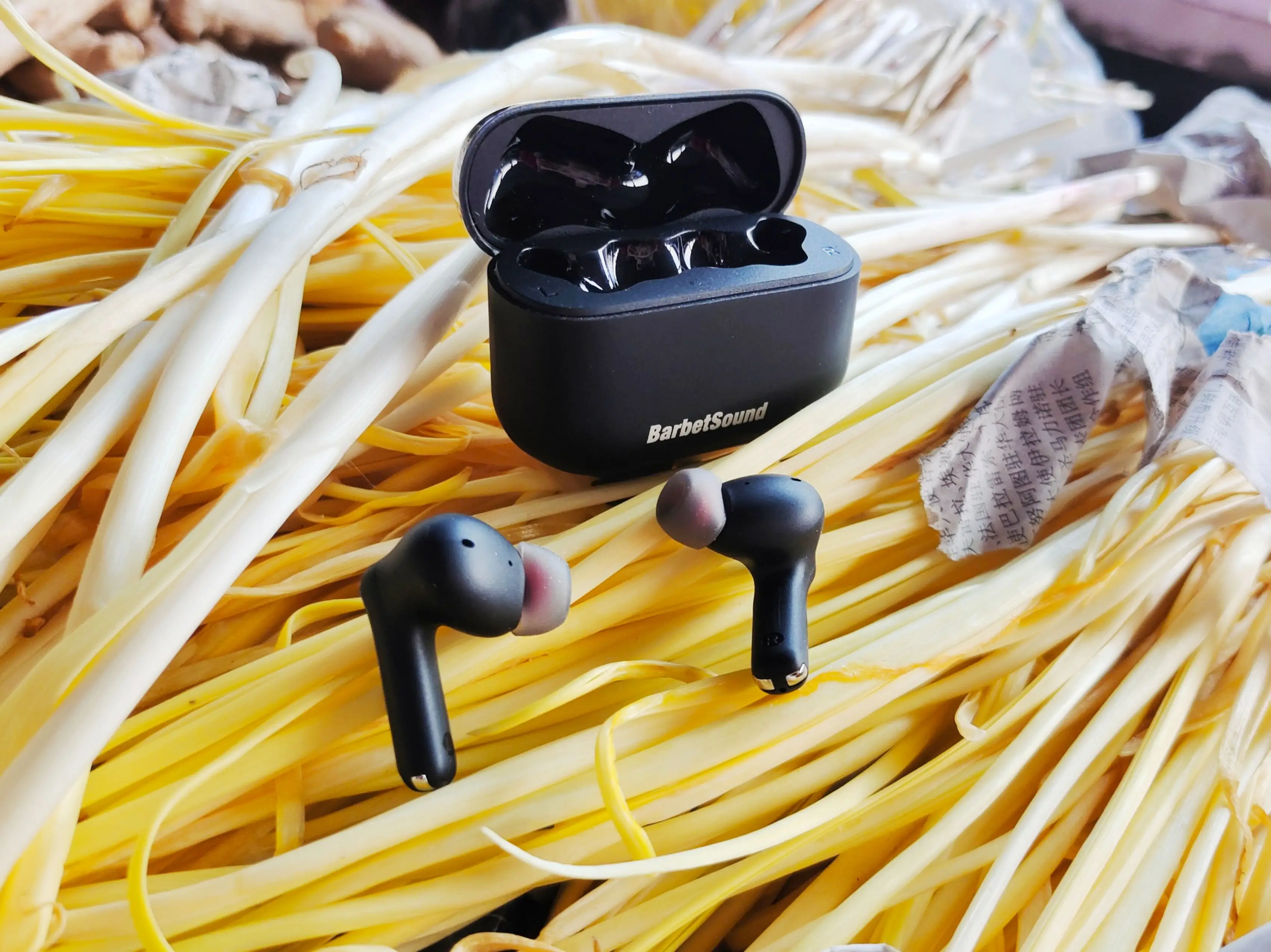 音乐狂热者必看！哥德耳机蓝牙音箱齐上阵，高品质音乐全面升级  第4张