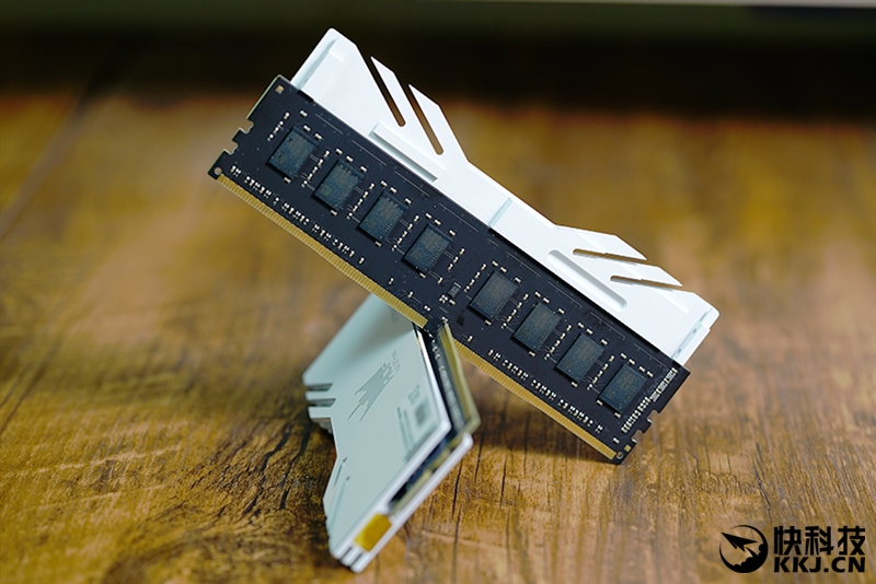内存革命！16GB内存产品即将问世